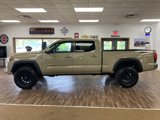 Used 2019 Toyota Tacoma 4x4 Double Cab image 2