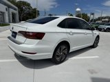 Used 2019 Volkswagen Jetta SEL Premium image 3