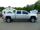 Used 2007 GMC Sierra 2500 SLE w/ Z71 Off-Road Package image 2