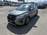 Used 2021 Nissan Kicks SV image 2