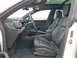 Used 2024 Porsche Macan 4 Electric image 5