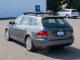 Used 2010 Volkswagen Jetta SE image 3