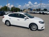 Used 2019 Nissan Sentra SV image 2