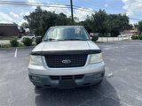Used 2005 Ford Expedition XLT image 2