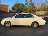 Used 2010 Toyota Avalon XLS image 3