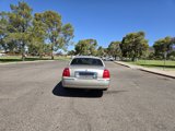 Used 2007 Lincoln Town Car Signature Limited image 6