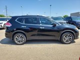 Used 2016 Nissan Rogue SL image 2