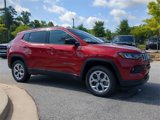 New 2025 Jeep Compass Latitude image 2