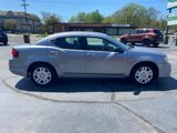 Used 2013 Dodge Avenger SE image 3