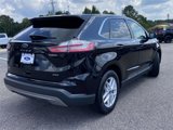 Used 2023 Ford Edge SEL image 3