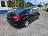 Used 2015 Hyundai Elantra SE image 5