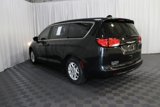 Used 2017 Chrysler Pacifica Touring image 4