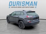 Used 2023 Jeep Cherokee Altitude Lux image 5