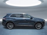 Used 2023 Lincoln Nautilus Reserve image 3