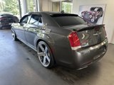 Used 2019 Chrysler 300 Touring w/ Driver Convenience Group image 5