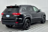 Used 2018 Jeep Grand Cherokee Laredo image 4