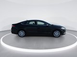Used 2016 Ford Fusion SE w/ Equipment Group 202A image 2