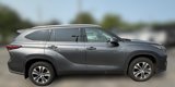 Used 2020 Toyota Highlander XLE image 2