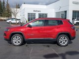 New 2025 Jeep Compass Latitude image 2