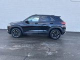 Used 2023 Chevrolet TrailBlazer LT image 2