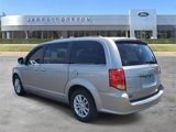 Used 2018 Dodge Grand Caravan SXT image 3
