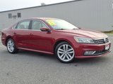 Used 2018 Volkswagen Passat 2.0T SE image 2