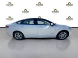 Used 2018 Ford Fusion SE image 2