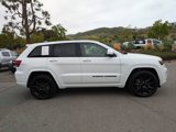 Certified 2022 Jeep Grand Cherokee Laredo X image 6