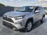 Used 2022 Toyota RAV4 LE image 2