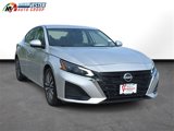 Used 2023 Nissan Altima 2.5 SV image 4