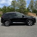 Used 2023 Nissan Rogue SL w/ SL Premium Package image 6