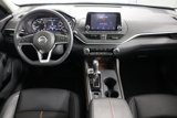 Used 2022 Nissan Altima 2.5 SR image 2