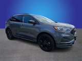 Used 2022 Ford Edge SE w/ Black Appearance Package image 3