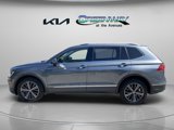 Used 2018 Volkswagen Tiguan SEL image 2