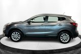 Used 2021 Nissan Rogue Sport SV image 2