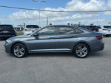 Used 2023 Volkswagen Jetta SE w/ Panoramic Sunroof Package image 5