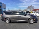 Used 2021 Chrysler Pacifica Touring-L image 5