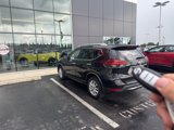 Used 2020 Nissan Rogue SV image 5