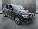 Used 2018 Volkswagen Tiguan SE w/ Panoramic Sunroof Package image 3