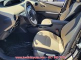 Certified 2018 Toyota Prius Three image 3