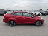 Used 2015 Ford Fiesta SE image 3