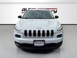 Used 2016 Jeep Cherokee Sport image 2