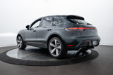 Certified 2025 Porsche Macan image 3