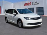Used 2023 Chrysler Voyager LX image 3