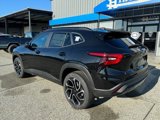 New 2025 Chevrolet Trax RS w/ Sunroof Package image 3