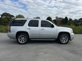 Used 2011 GMC Yukon Denali image 2