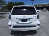 Used 2017 Lexus GX 460 image 4
