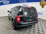 Used 2016 Jeep Patriot Latitude image 6