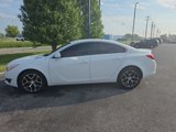 Used 2017 Buick Regal Sport Touring image 2