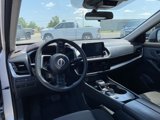 Used 2023 Nissan Rogue SV image 4